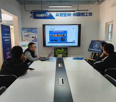 成都匠人组合工业机器人plc技能培训中心轮播3