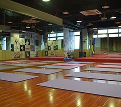 广州扬岸舞蹈工作室轮播3