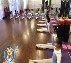 广州舞艺枫舞蹈培训学校相册3