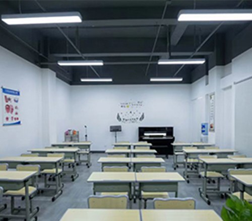 成都新格林卡艺术培训学校轮播5