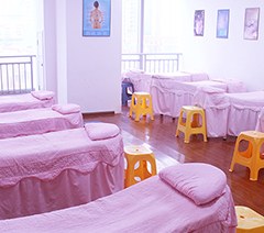 贵阳洲洋造艺化妆职业培训学校轮播3