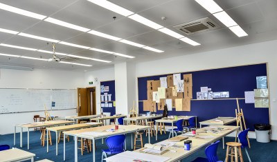 广州新亚高级中学实验A Level轮播5