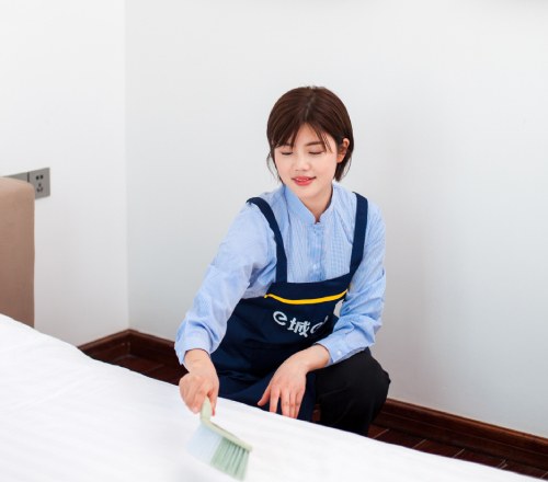 和和顾家家政服务中心轮播3