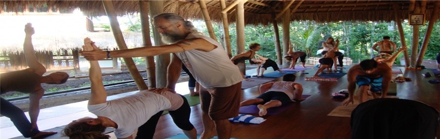 YogaLa瑜伽旅修轮播3