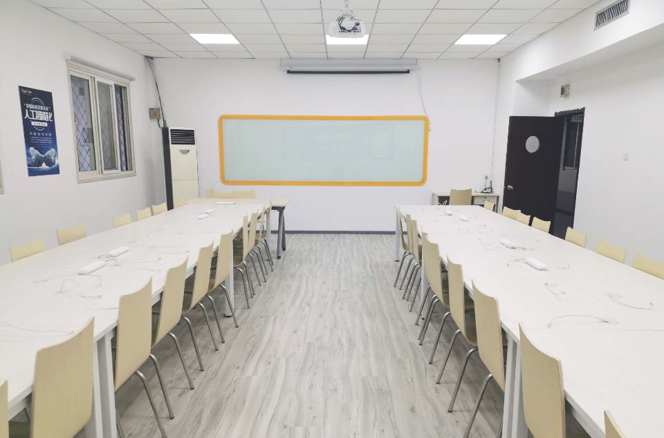 北京北大青鸟中关培训学校轮播1