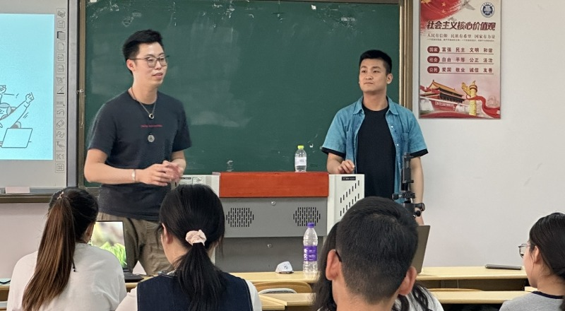 AIE Studio国际艺术与设计类留学轮播1
