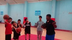 北京哈林秀王英语篮球训练营轮播1