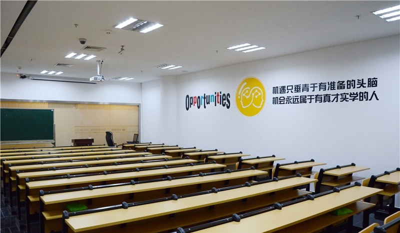 深圳艾慕培训学校轮播5