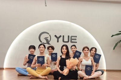 南京柒玥瑜伽连锁学校轮播5
