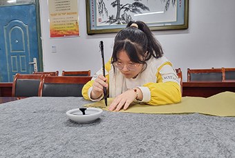 南京明华书法工作室轮播3