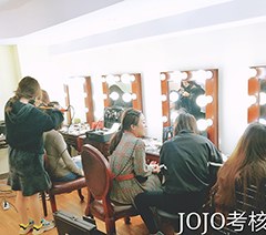 苏州JOJO国际彩妝培训中心轮播3