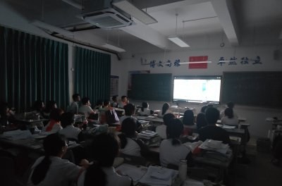 华南师大梦承中高考学校环境