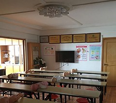南京苏阿姨月嫂催乳产康小儿推拿学校轮播2
