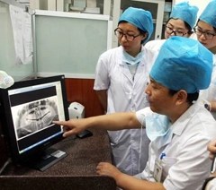 广州T.S国际美牙培训中心轮播1
