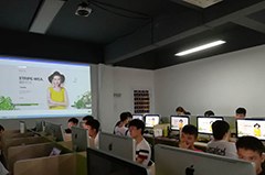 广州翡翠教育轮播5