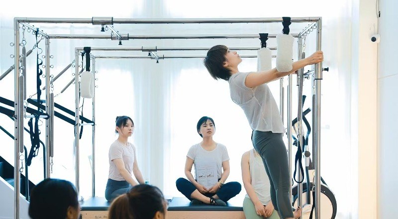 西安BE精英普拉提培训学院轮播2