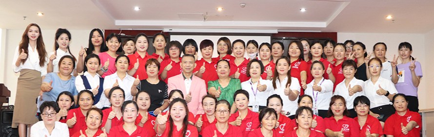 深圳家家母婴培训学院轮播5