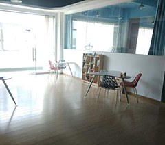 东莞莞传传媒艺考培训中心轮播2