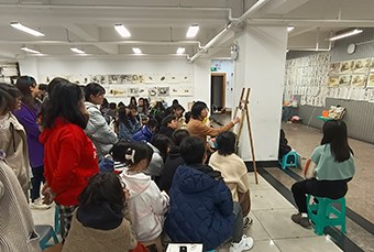 北京惊鸿画室轮播4