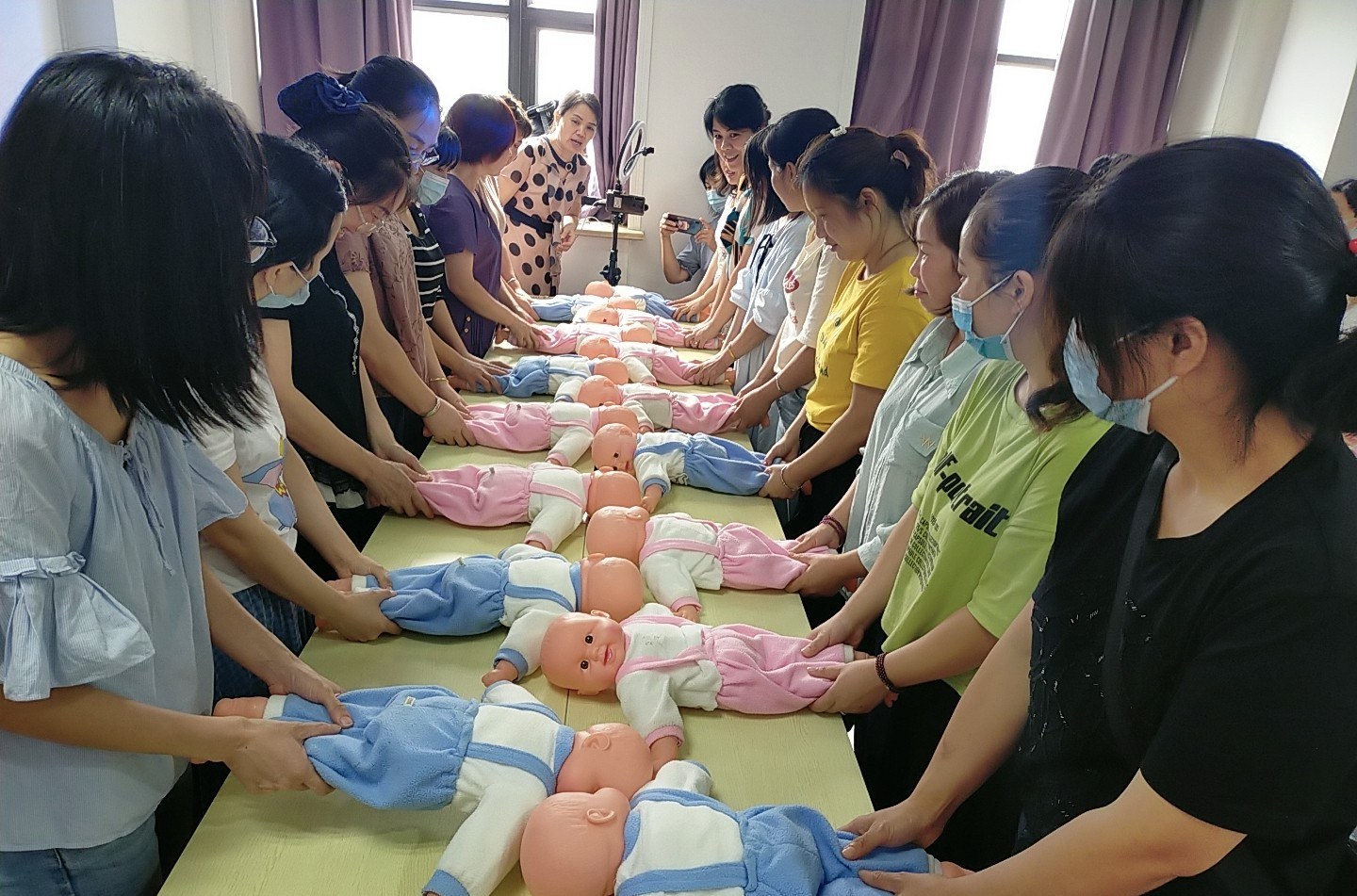杭州爱孕宝母婴培训学校轮播5