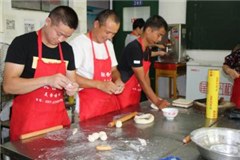 武汉聚香德小吃餐饮培训中心轮播1