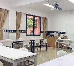 杭州蓝蝴蝶化妆学校轮播3
