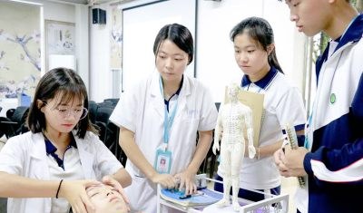 广州高新医药与食品技工学校相册4