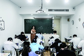 上海振业新历程特色学校轮播3