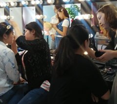 天津小A彩妆造型摄影培训机构轮播1