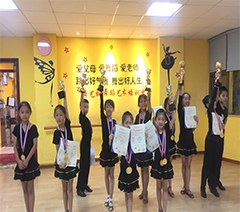 广州舞艺枫舞蹈培训学校相册2