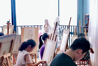 深圳达达艺术教育中心轮播5