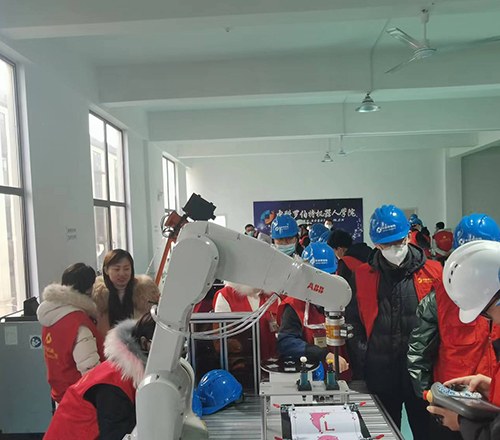 中科罗伯特机器人学院相册4