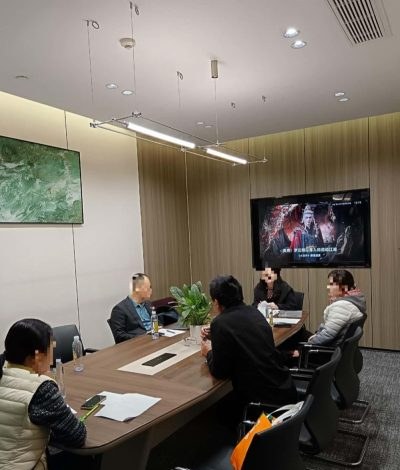 暂小元留学轮播4