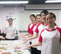 深圳天使宝宝母婴家政培训学校轮播2
