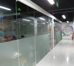 星美国际美妆学校轮播3