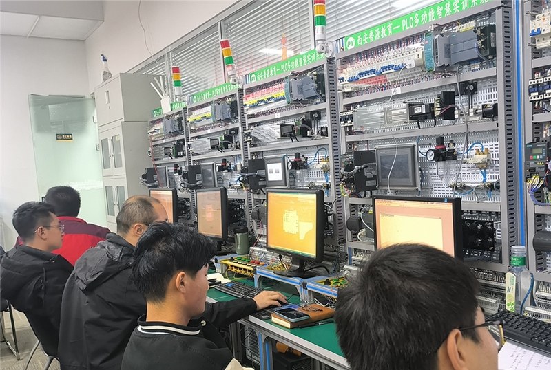 西安普源电气技术培训中心轮播5