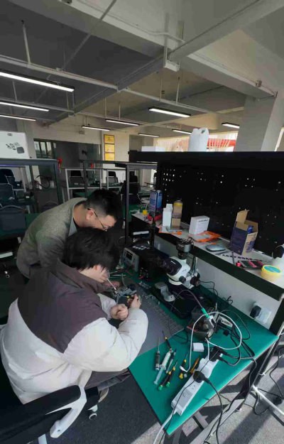 成都空中领航培训中心轮播4
