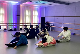 看见艺术全科艺考中心轮播5