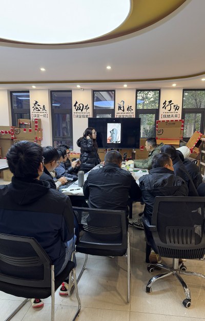 四川蓉城翼修无人机维修中心轮播3