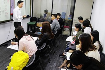粤学粤好港式粤语学习中心轮播4
