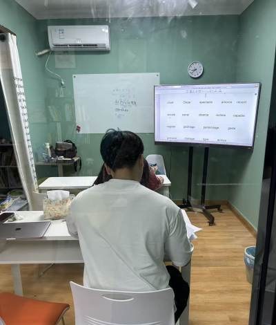 深圳多语阁语言中心轮播5