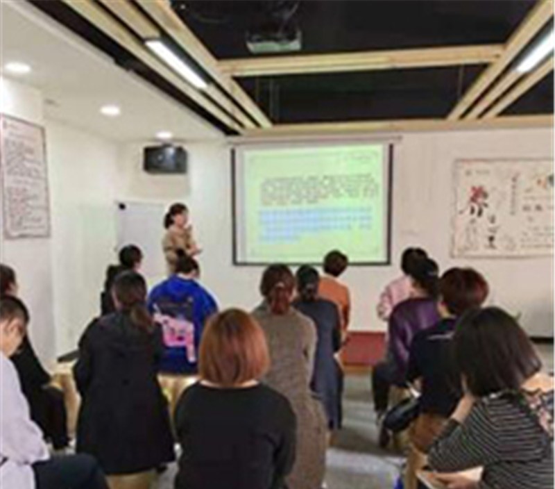 郑州沐童优乐小儿推拿培训中心轮播3