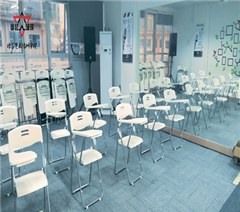 深圳摩登主持人培训学校轮播3