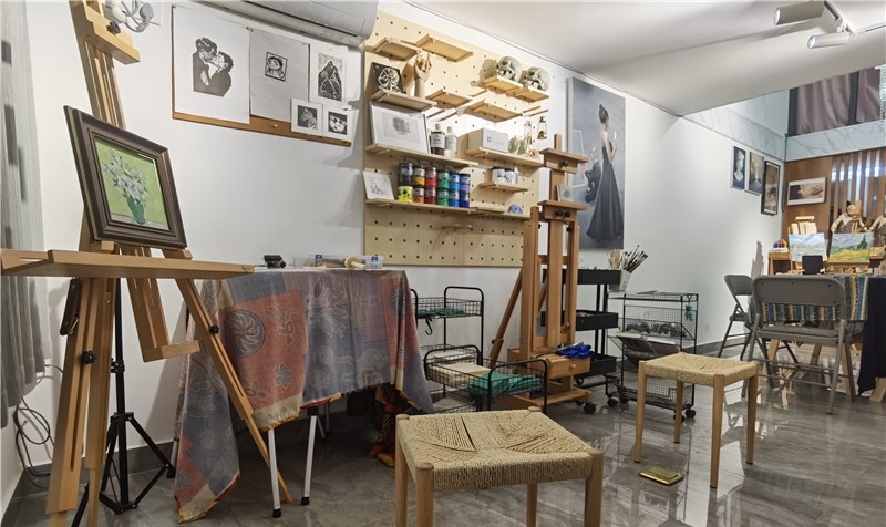 深圳其土石出艺术工作室相册1