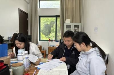 杭州临安广致专修学校轮播3