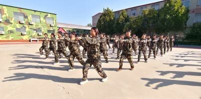 河北知恩青少年特训中心轮播4