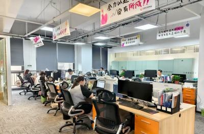汇聚国际商学轮播4