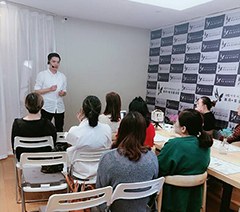 苏州宋宋美甲美睫培训中心轮播1