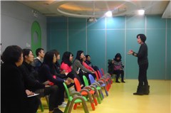 香港创思鸣国际幼儿教育轮播4