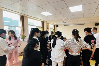 青岛护茵生殖健康管理培训中心轮播5